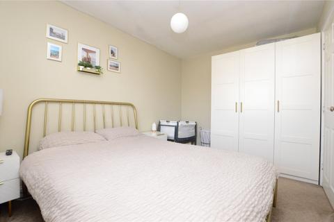 65 Meadowgate Drive, Lofthouse, Wakefield, WF3 3SR
