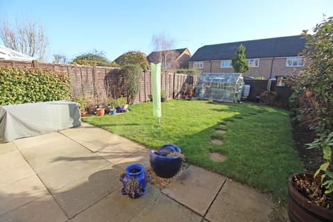 62 Hayfield, Stevenage, SG2 7JR