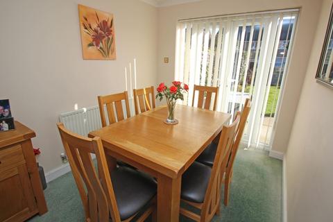 62 Hayfield, Stevenage, SG2 7JR