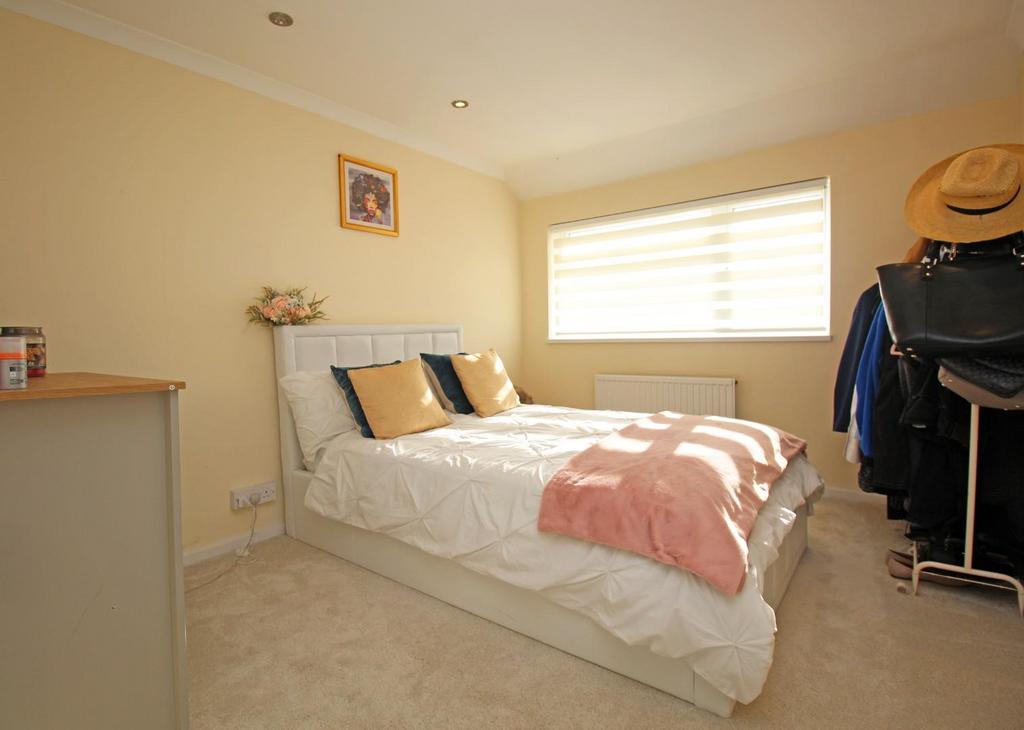 Bed 2 (2).JPG