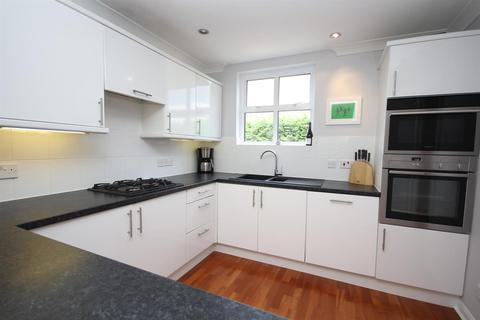 12 Andes Close, Southampton, SO14 3HS