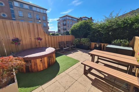 12 Andes Close, Southampton, SO14 3HS