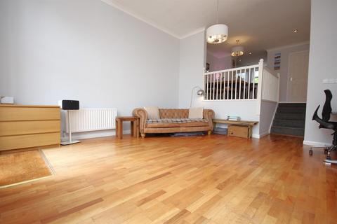 12 Andes Close, Southampton, SO14 3HS
