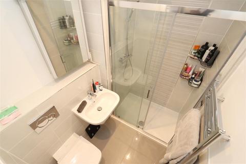 50 Hardy Close, Chelmsford, CM1 1AE