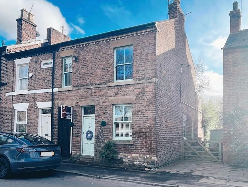 Brook Lane, Alderley Edge 2 bed end of terrace house for sale £375,000