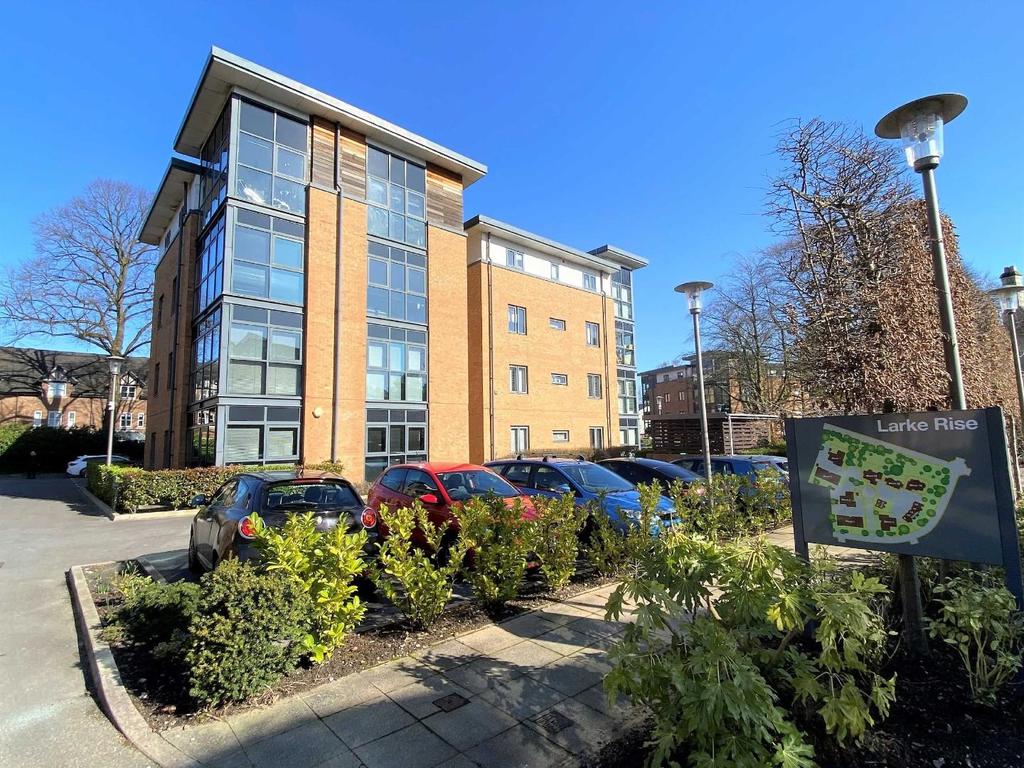 Larke Rise, West Didsbury 2 bed flat £355,000