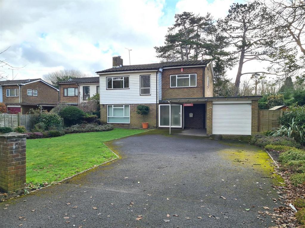Swanwick Lane, Swanwick 4 bed detached house for sale £625,000