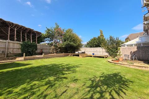 90 Badgers Copse, Park Gate, Southampton, SO31 1DU