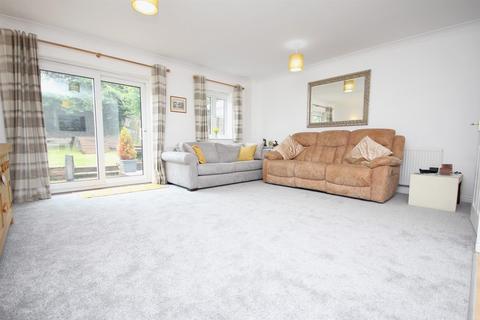 90 Badgers Copse, Park Gate, Southampton, SO31 1DU