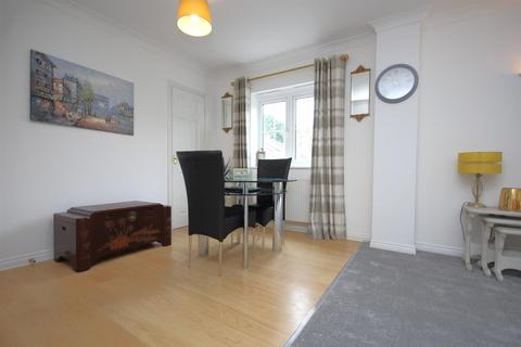 90 Badgers Copse, Park Gate, Southampton, SO31 1DU