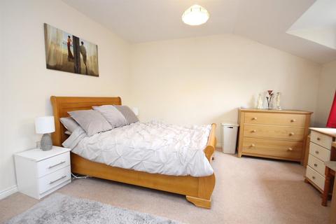 90 Badgers Copse, Park Gate, Southampton, SO31 1DU