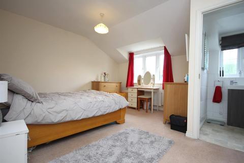 90 Badgers Copse, Park Gate, Southampton, SO31 1DU