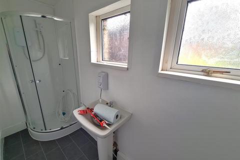 54 Bridge Road, Park Gate, Southampton, SO31 7GF