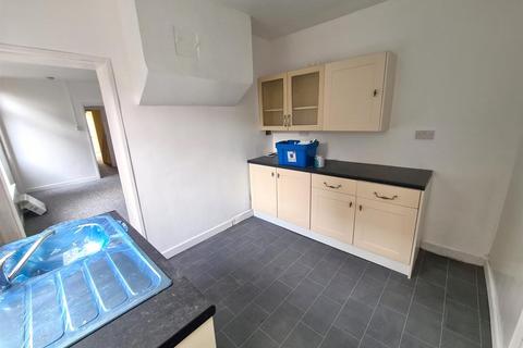 54 Bridge Road, Park Gate, Southampton, SO31 7GF