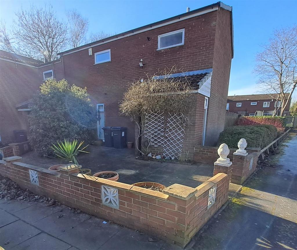 Bickley Grove, Sheldon, Birmingham 3 bed end of terrace house for sale