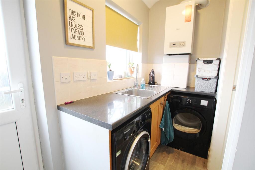 Utility Room.JPG
