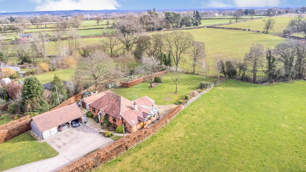 Hengoed, Oswestry 4 bed detached bungalow £595,000