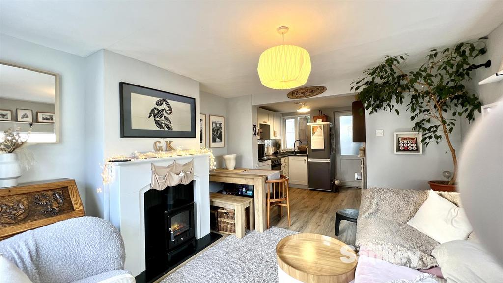 Burns Lane, Warsop 1 bed cottage £100,000