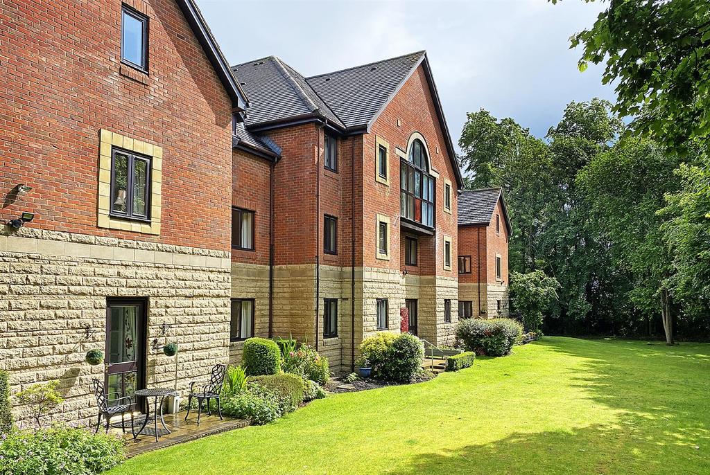 Ashley Road, Altrincham 1 bed retirement property £135,000