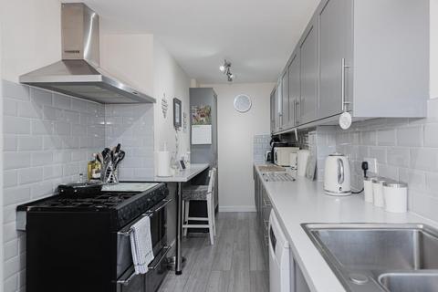 111 Chetwode Road, Tadworth, KT20 5PJ