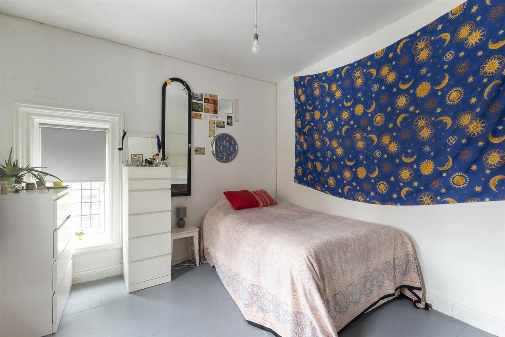 BEDROOM FOUR - John Bunyan