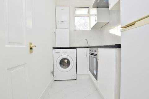 3a Chadwin Road, London, E13 8ND
