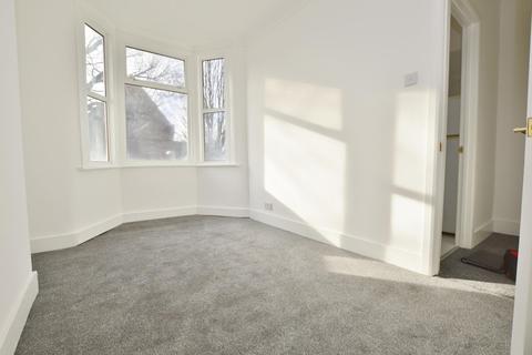 3a Chadwin Road, London, E13 8ND