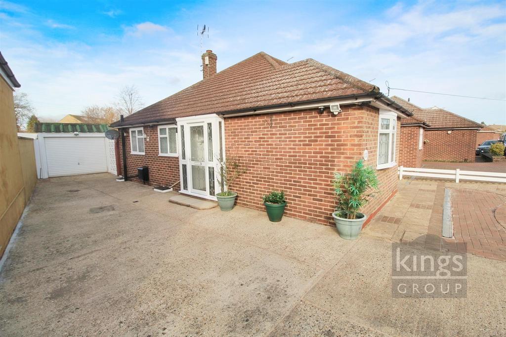 Northfield Road, Waltham Cross 2 bed semidetached bungalow for sale