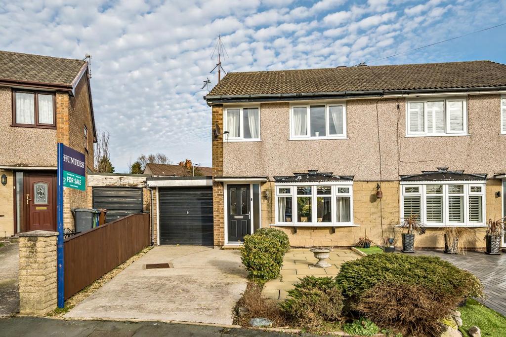 Pennine Grove, Leigh 3 bed semidetached house for sale £165,000