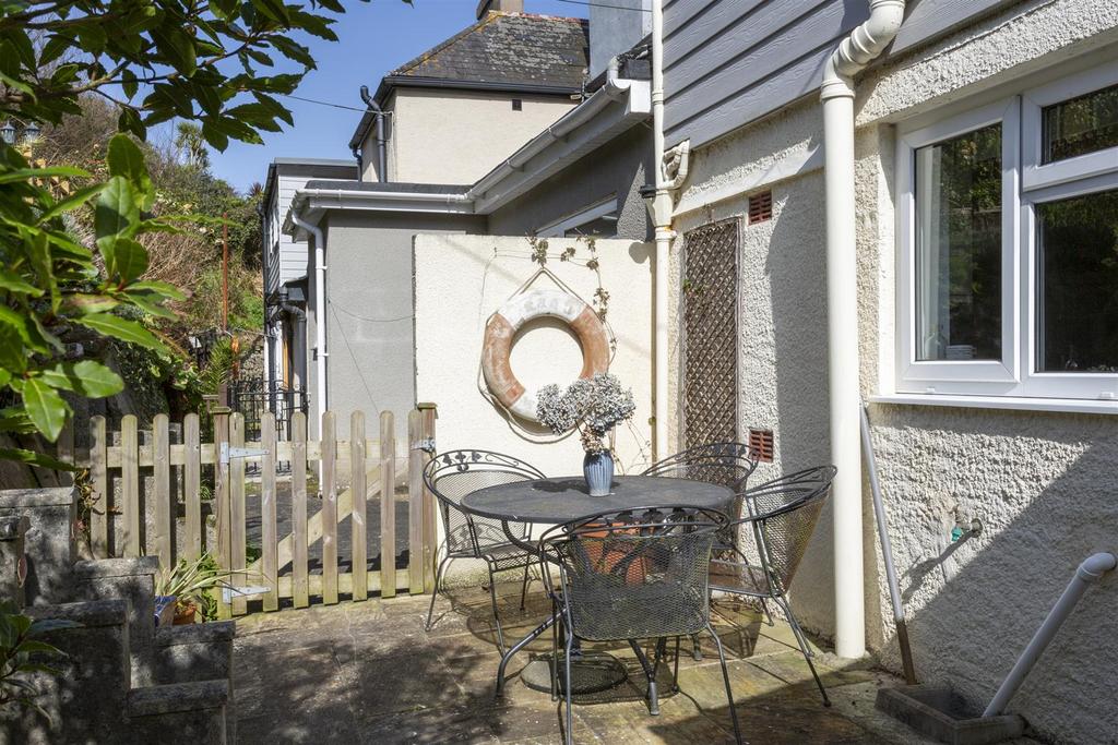 Outside Seating.jpg