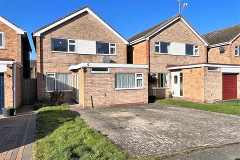 5 Cornwall Close, Warwick, CV34 5HX