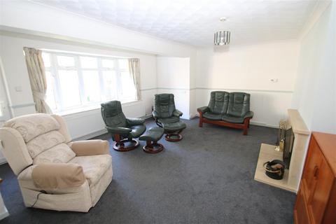 8 Bonaker Close, Porton, Salisbury, SP4 0LG