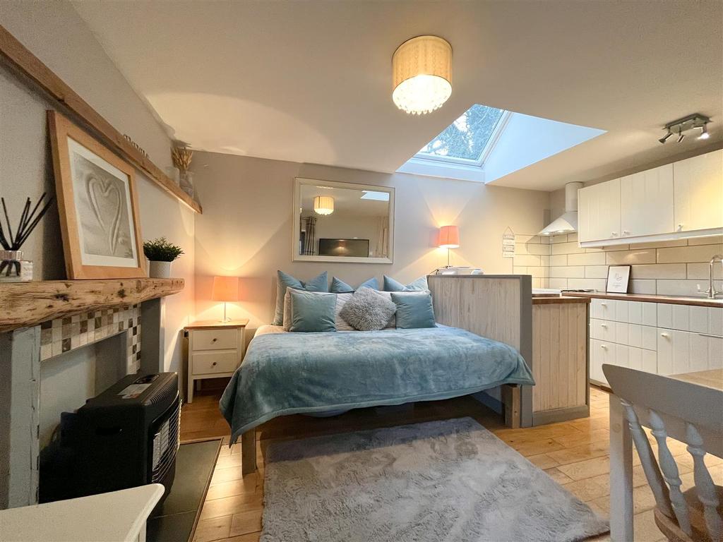 Annex 2 bedroom .jpeg