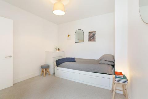 35b Carholme Road, London, SE23 2HT