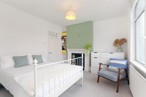 35b Carholme Road, London, SE23 2HT