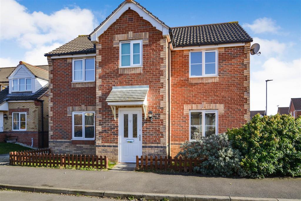 Connaught Road, Scunthorpe 4 bed detached house for sale £199,950