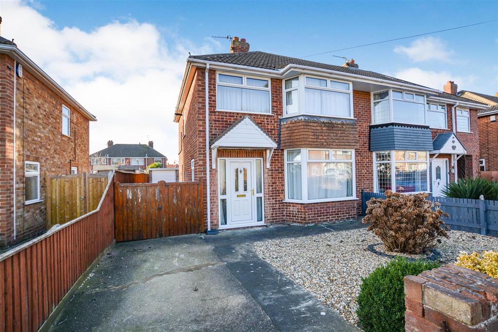 Brookfield Road, Grimsby 3 bed semidetached house for sale £165,000