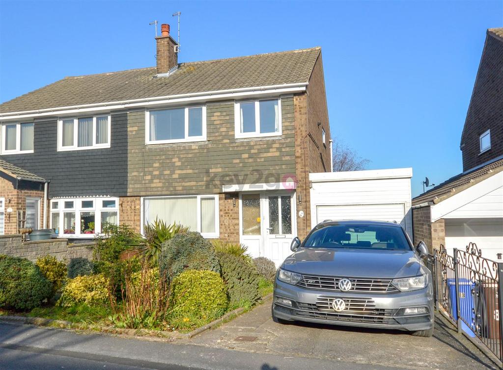 Medlock Crescent, Handsworth, S13 3 bed semidetached house £825 pcm