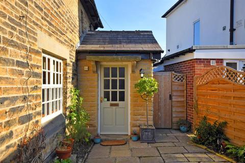 75b Archer Lane, Sheffield, S7 2BW