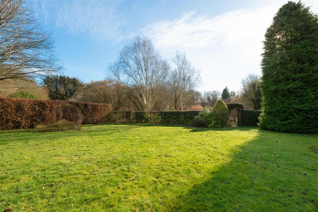 Hambrook Lane, Chilham, Canterbury