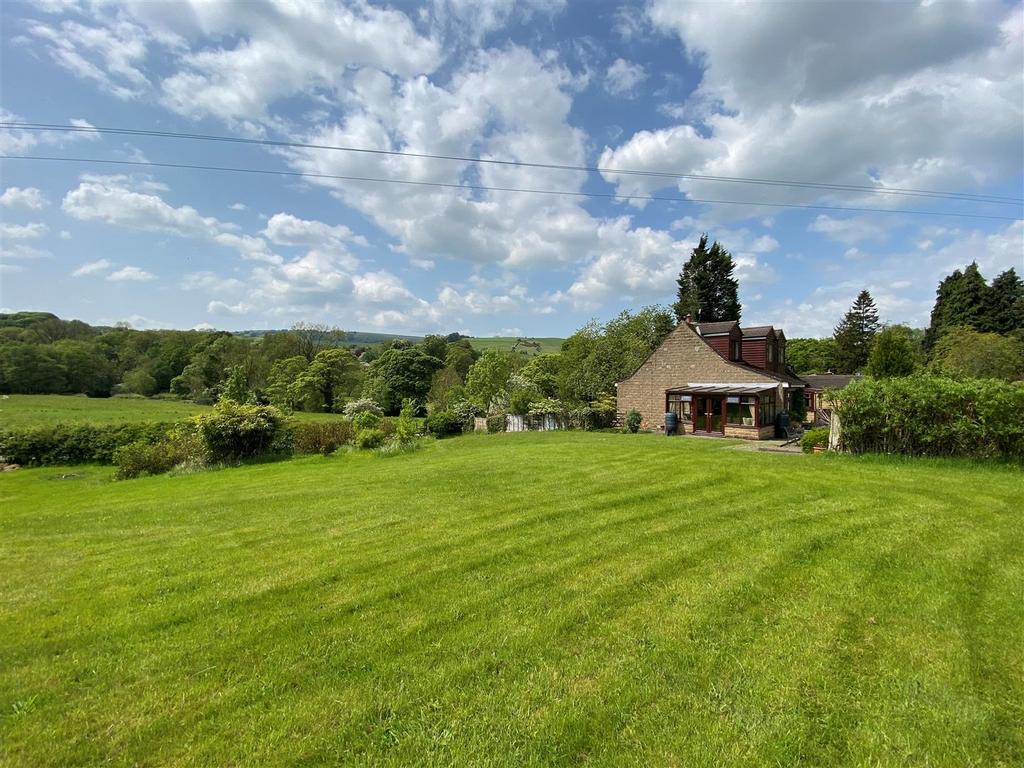 Gowhole, Furness Vale, High Peak 4 bed detached bungalow for sale £