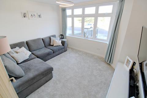 72 Lavernock Road, Bexleyheath, DA7 5AL
