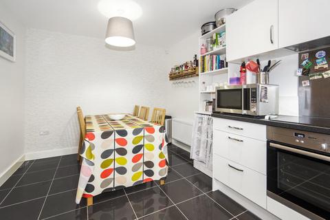 10 Asket Close, Leeds, LS14 1FA