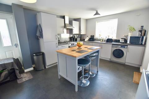 67 Lyons Drive, Coventry, CV5 9PN
