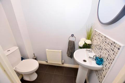 67 Lyons Drive, Coventry, CV5 9PN