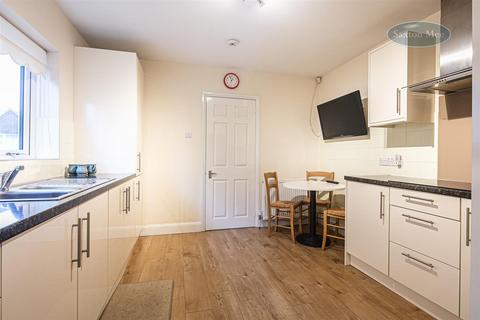32 Briarfields Lane, Worrall, Sheffield, S35 0AA