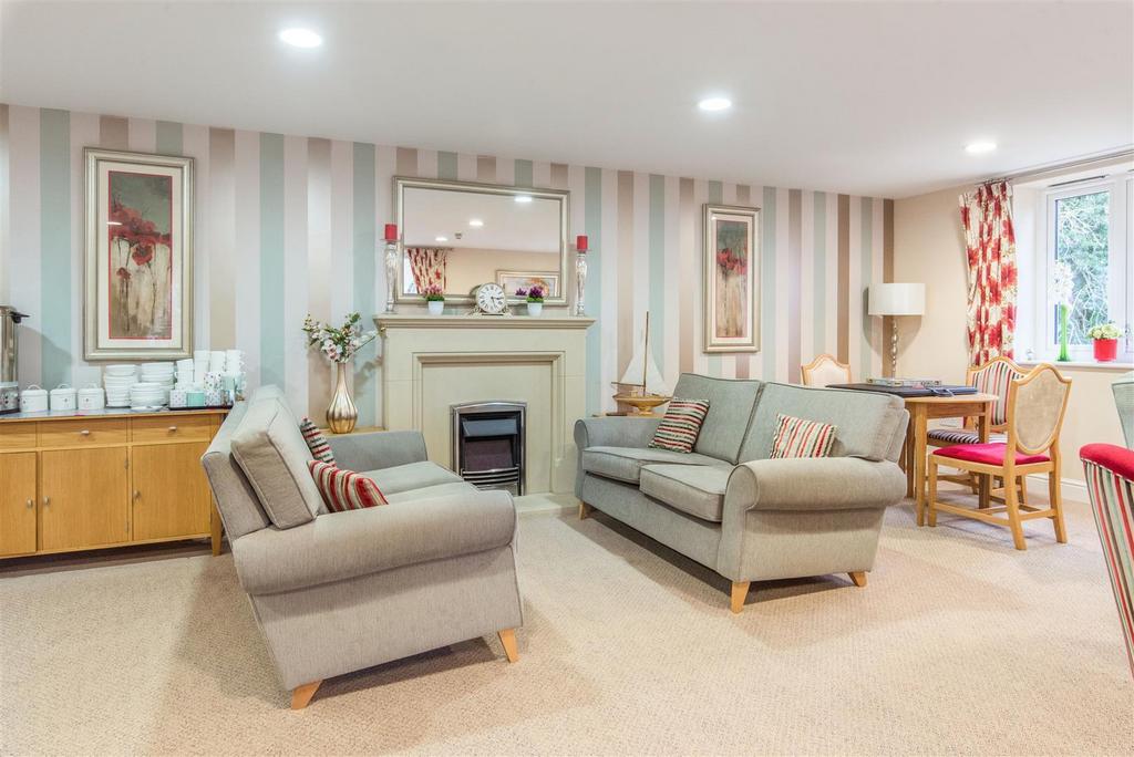Living room, fireplace