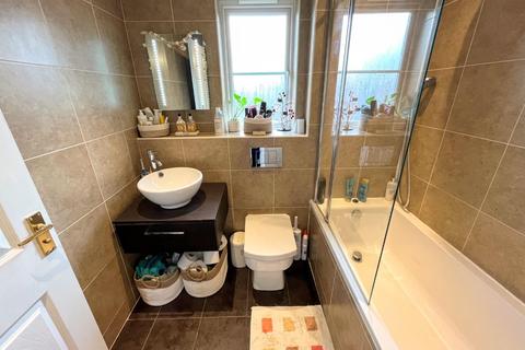 27 Faversham Park, Faverdale, Darlington, DL3 0UN