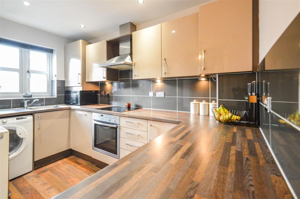 Fitted Kitchen