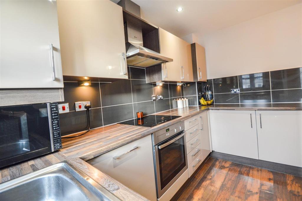 Fitted Kitchen